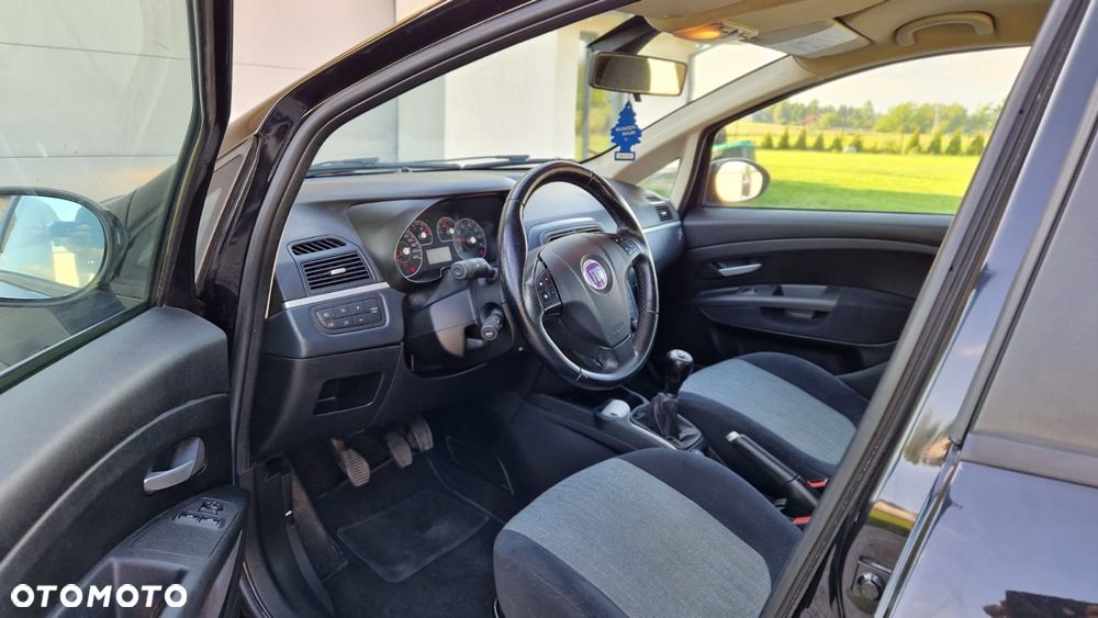 Fiat Grande Punto - 6