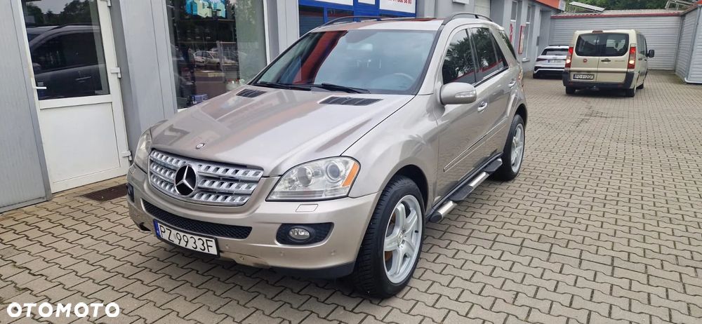 Mercedes-Benz ML 500 4-Matic - 1