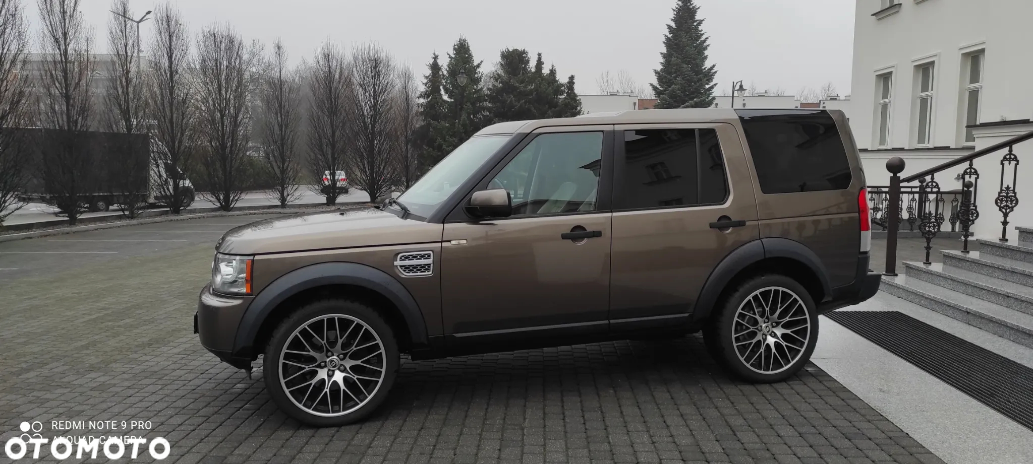 Land Rover Discovery IV 3.0 TD V6 HSE - 3