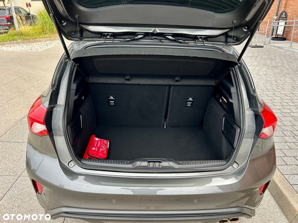 Ford Focus 1.0 EcoBoost Start-Stopp-System ST-LINE - 23