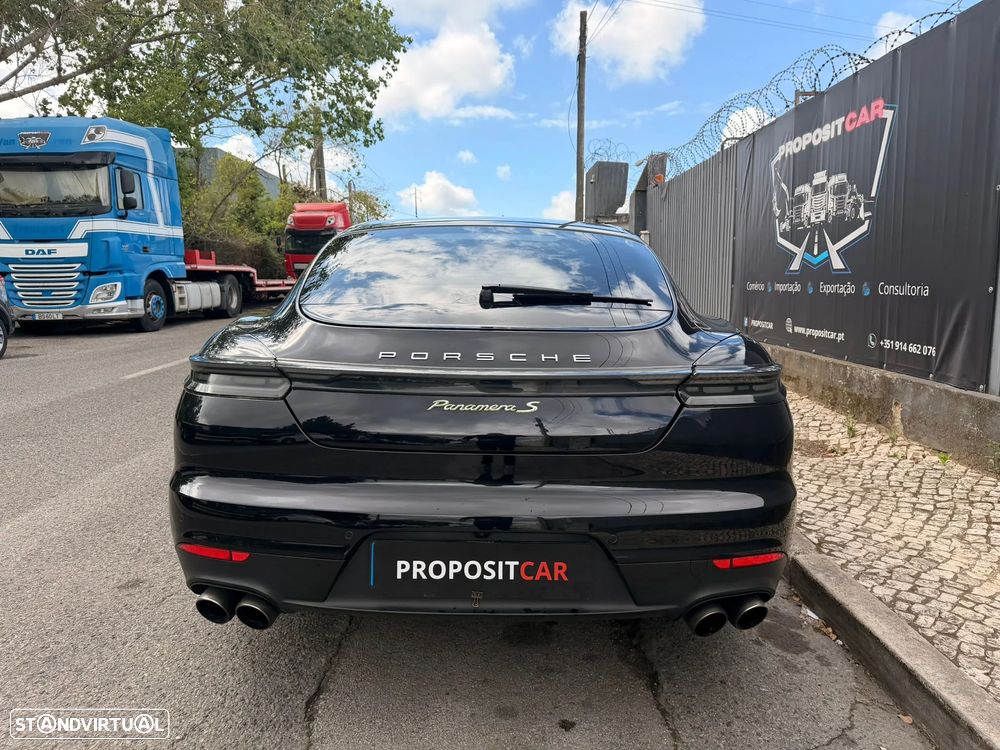Porsche Panamera S E-Hybrid - 4