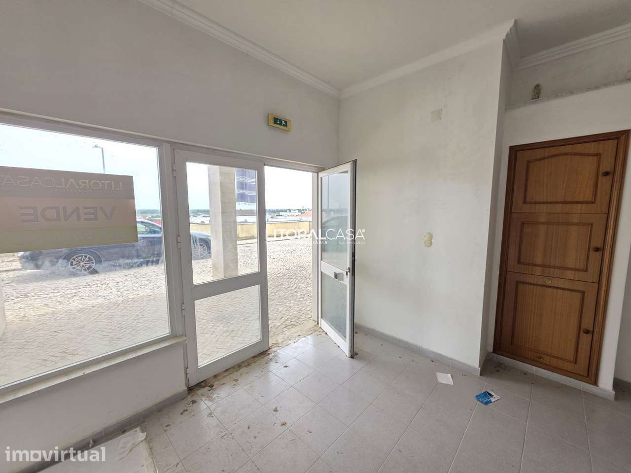 Loja com 71 m2 e Lugar de Garagem - Grande imagem: 5/20