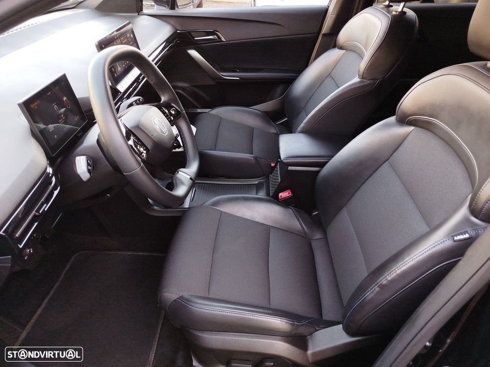 MG MG4 64 kWh Luxury - 30