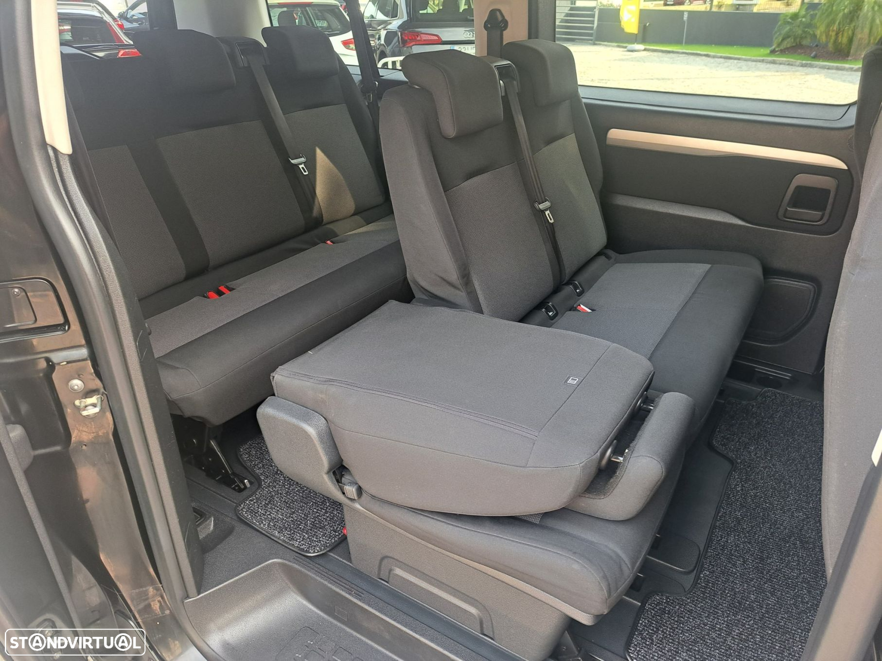 Peugeot Traveller 1.5 BlueHDi L3H1 Active Long - 14