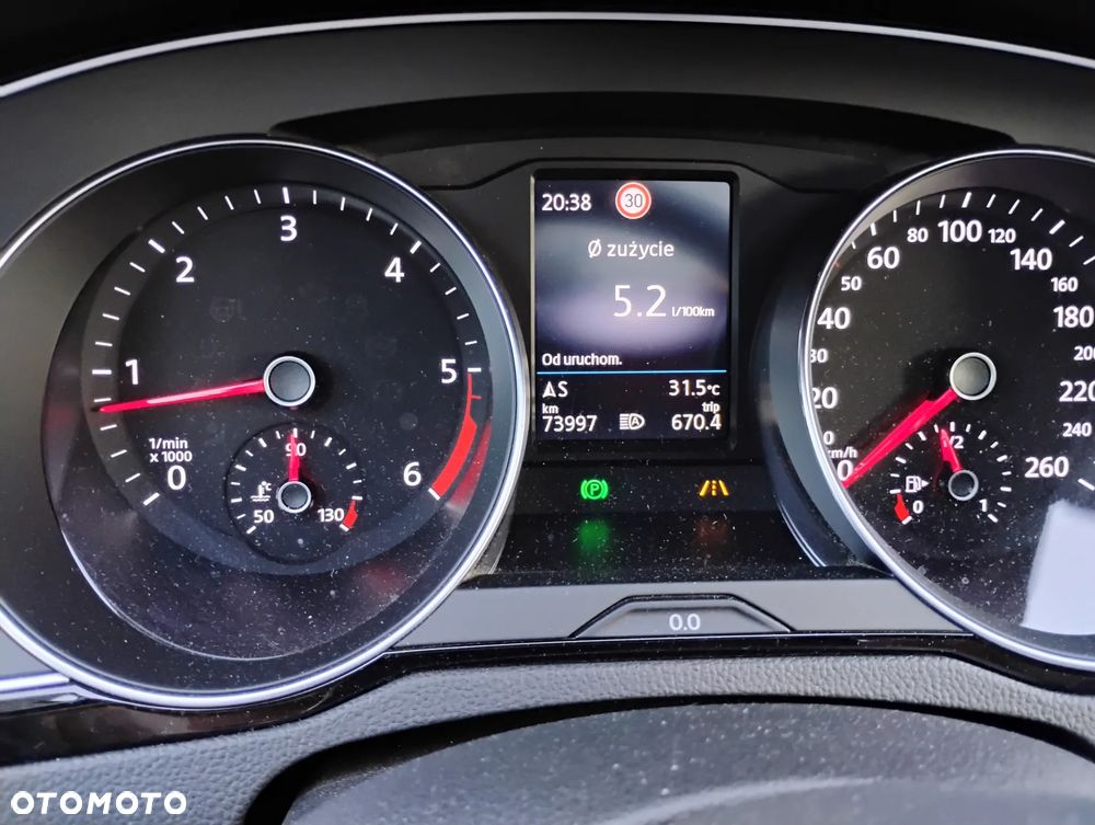 Volkswagen Passat 2.0 TDI BMT Highline - 15