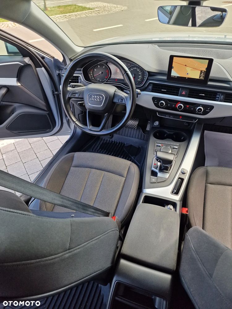 Audi A4 Avant 2.0 TDI S tronic - 24