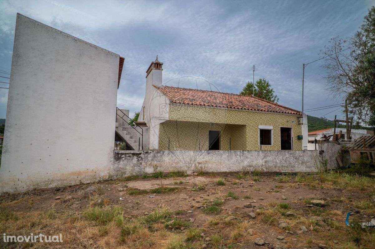 Moradia T2 para venda - Grande imagem: 2/24