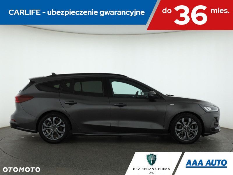 Ford Focus SW - 8
