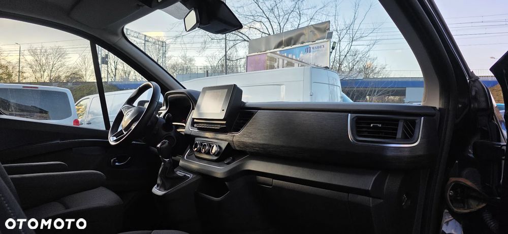 Renault Trafic 2.0 L2H1 HD Extra EDC (bryg.) - 24