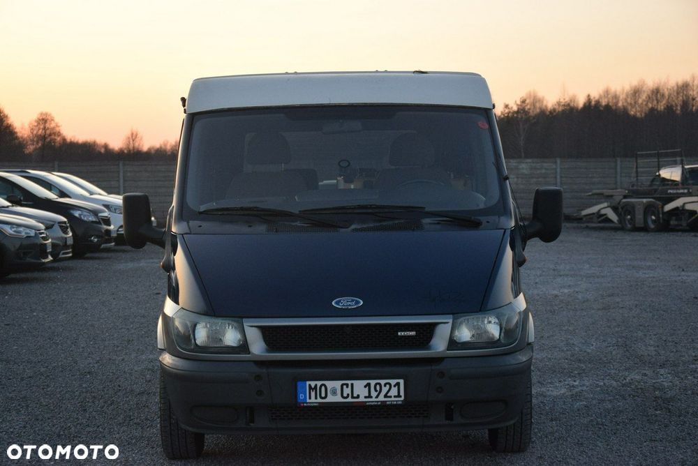 Ford Transit - 9