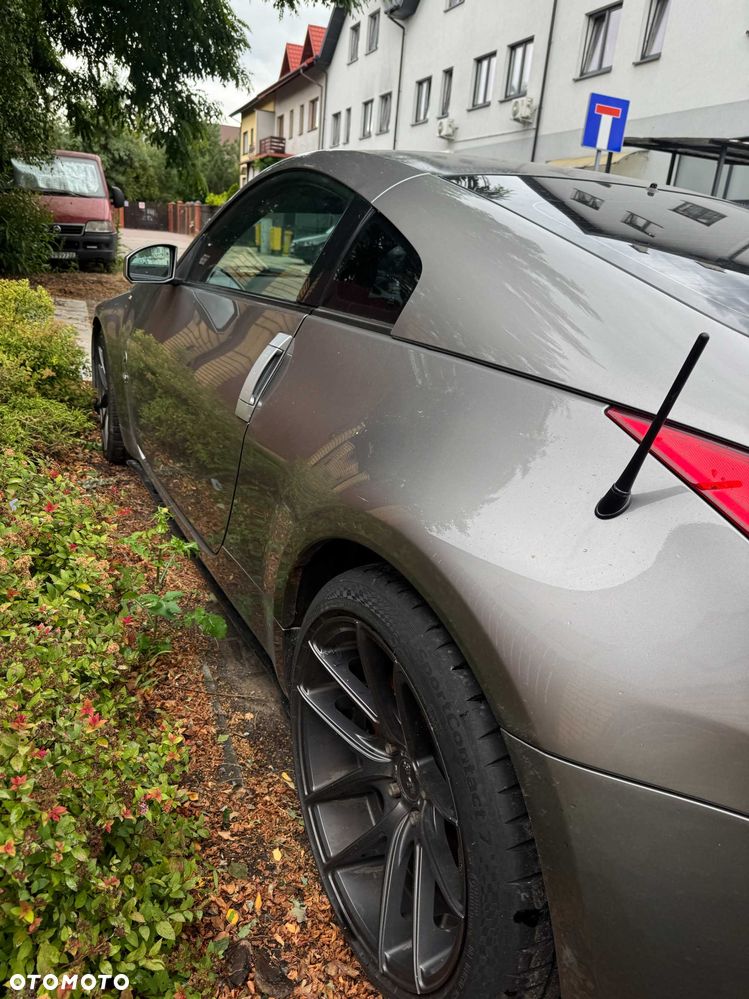 Nissan 350 Z - 3