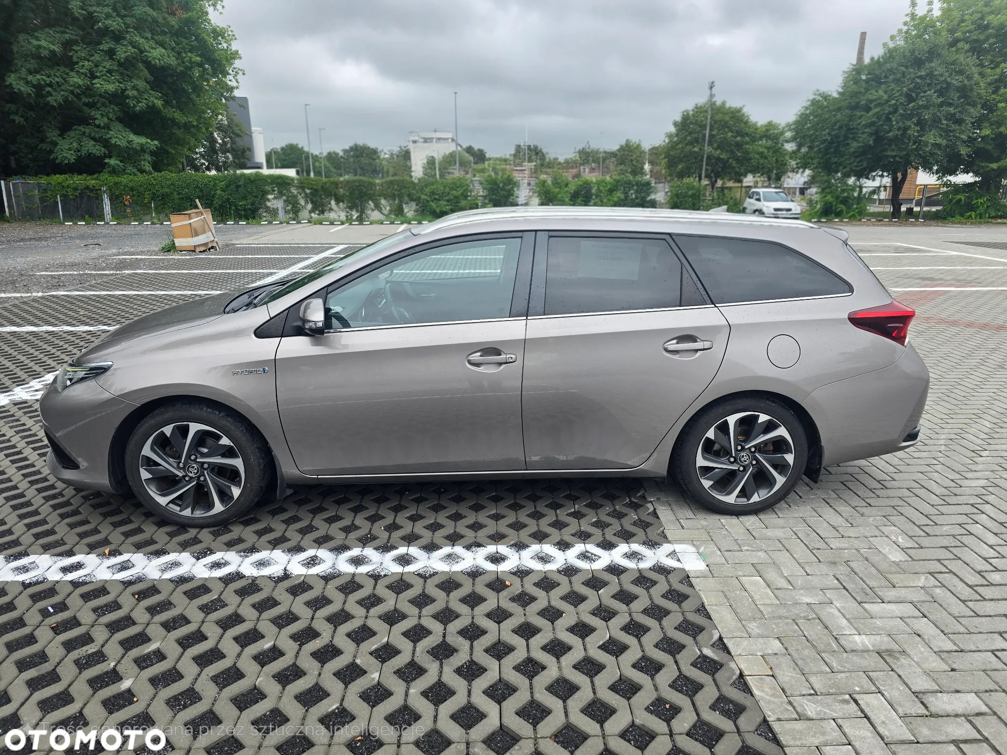 Toyota Auris - 14