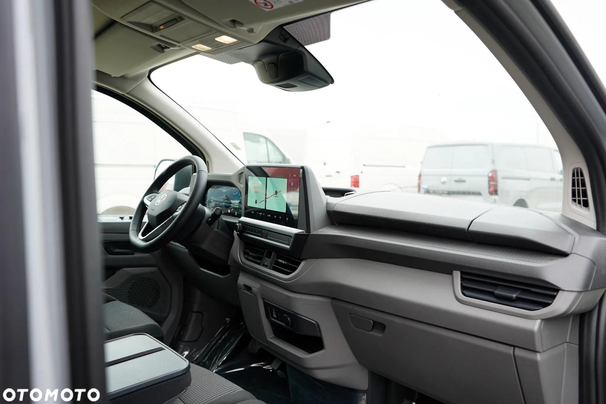Volkswagen T7 Transporter - 14
