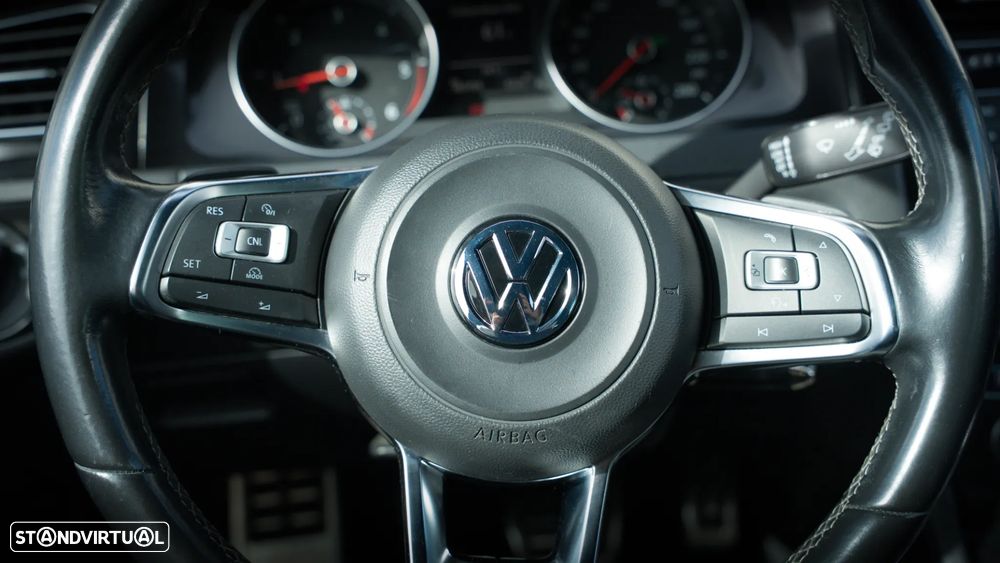 VW Golf 2.0 TDi GTD DSG - 24