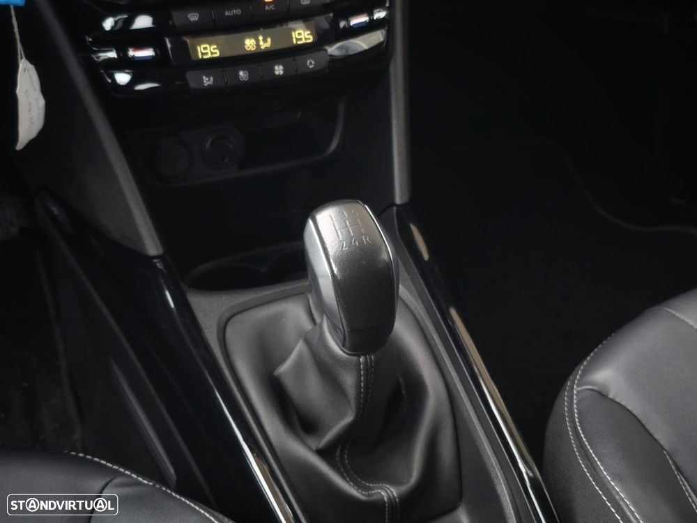 Peugeot 2008 1.6 BlueHDi Allure - 13