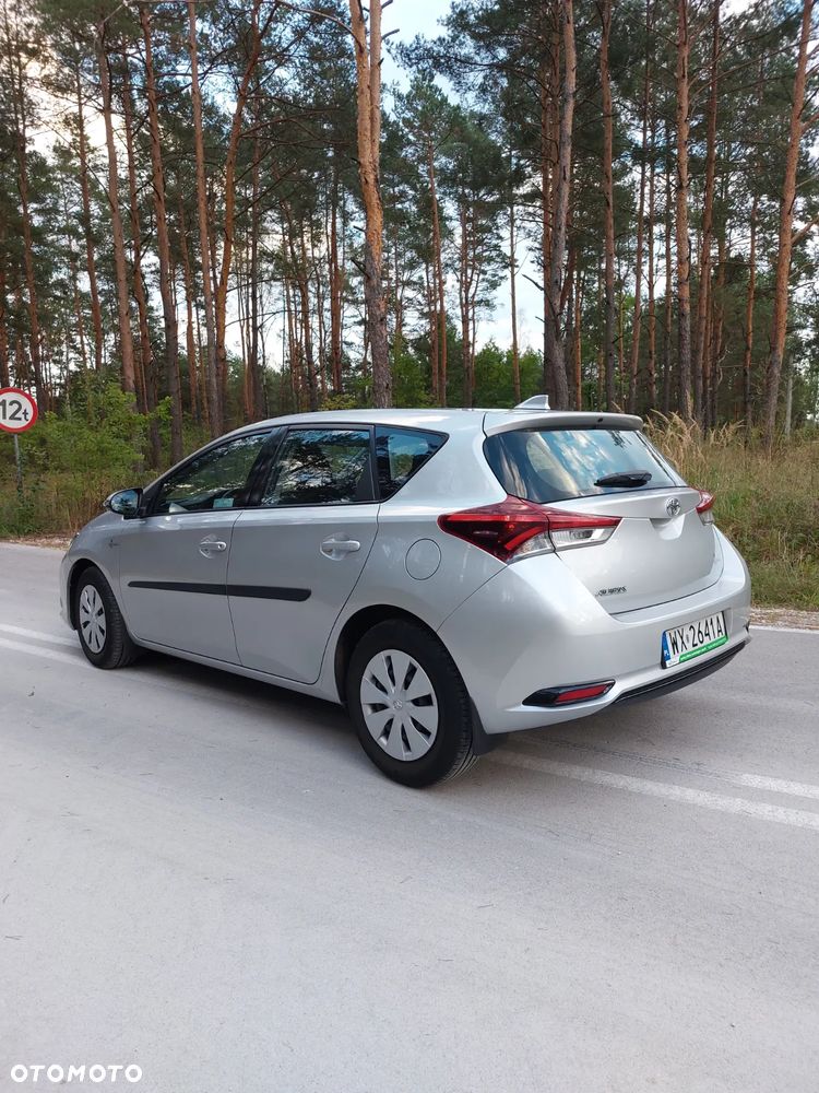 Toyota Auris 1.33 VVT-i Active - 7