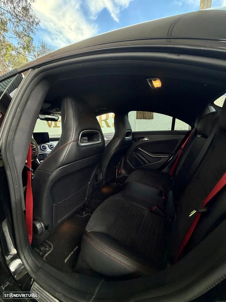 Mercedes-Benz CLA 45 AMG 4Matic Speedshift DCT 7G Night Edition - 22