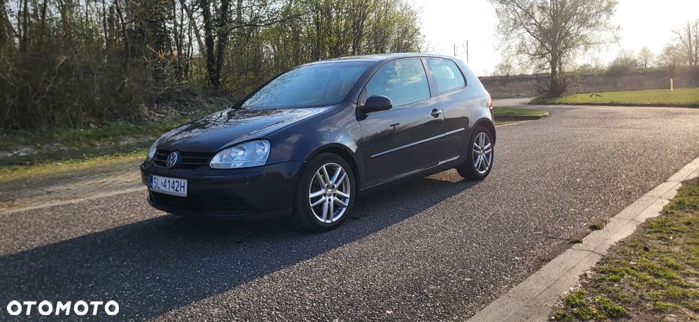 Volkswagen Golf 2.0 FSI Comfortline - 1