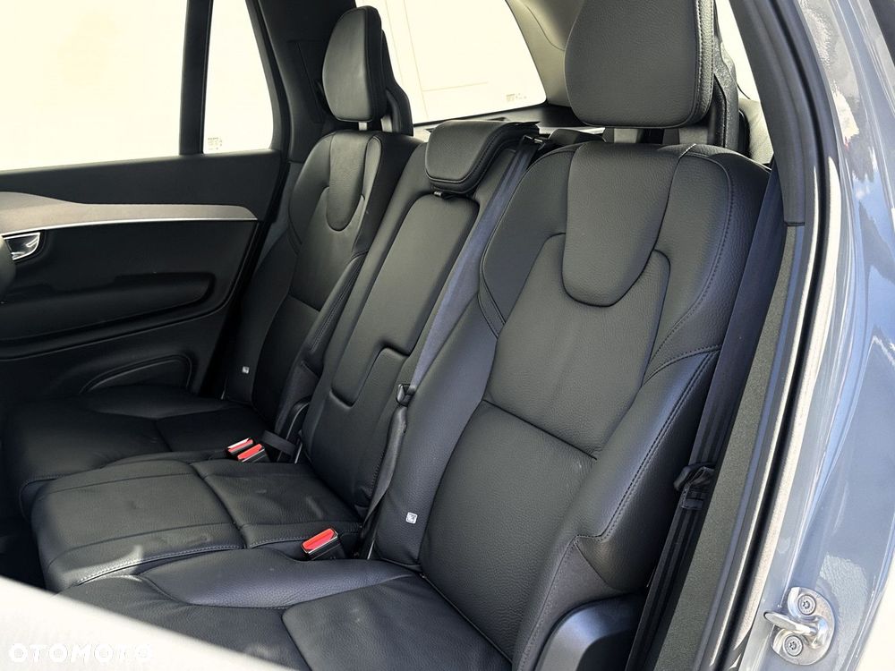 Volvo XC 90 - 13