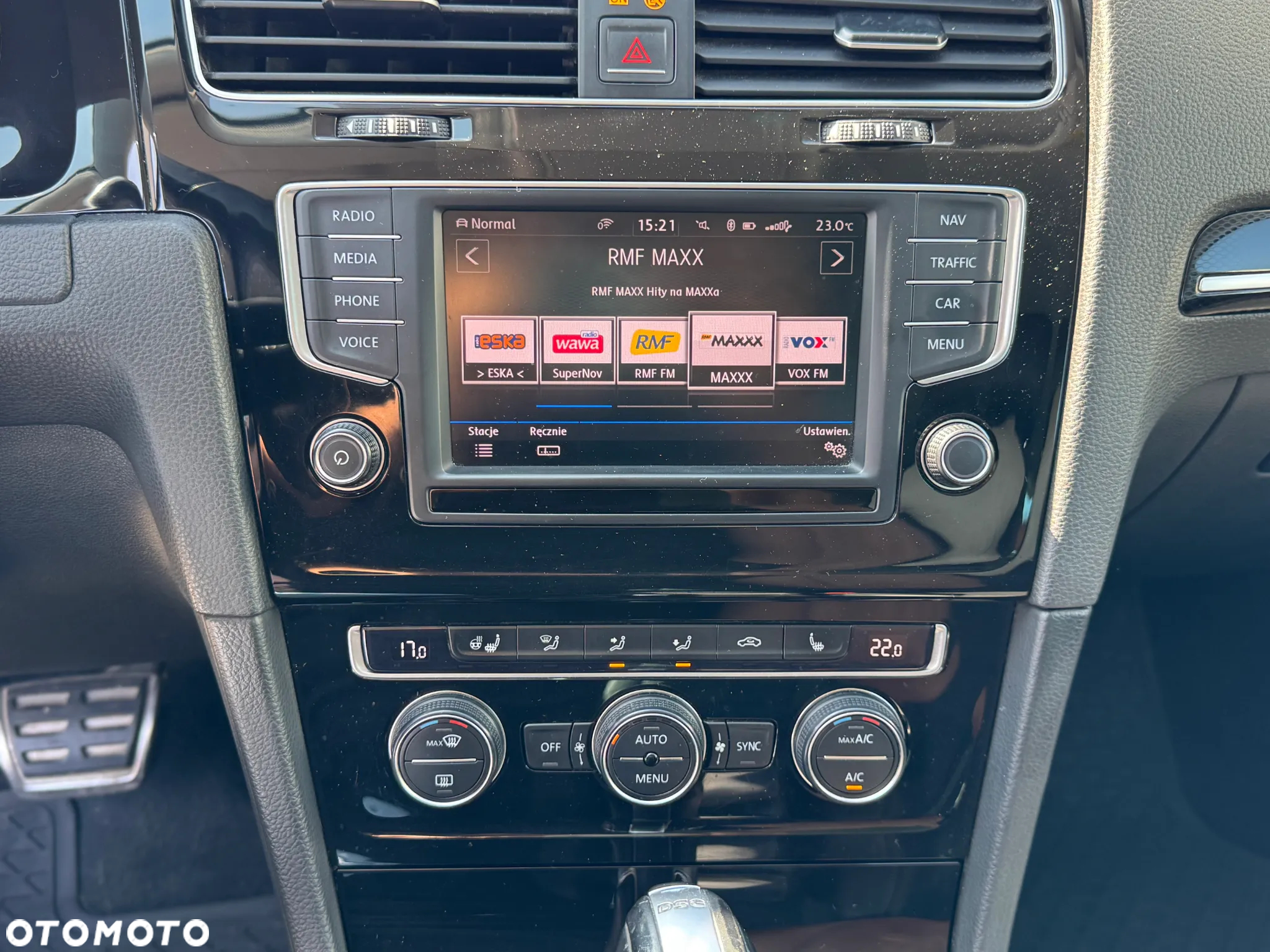 Volkswagen Golf VII 1.4 TSI BMT Highline DSG - 11