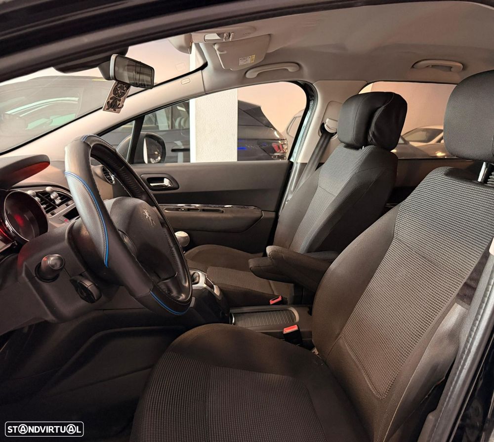 Peugeot 5008 1.6 BlueHDi Active - 4