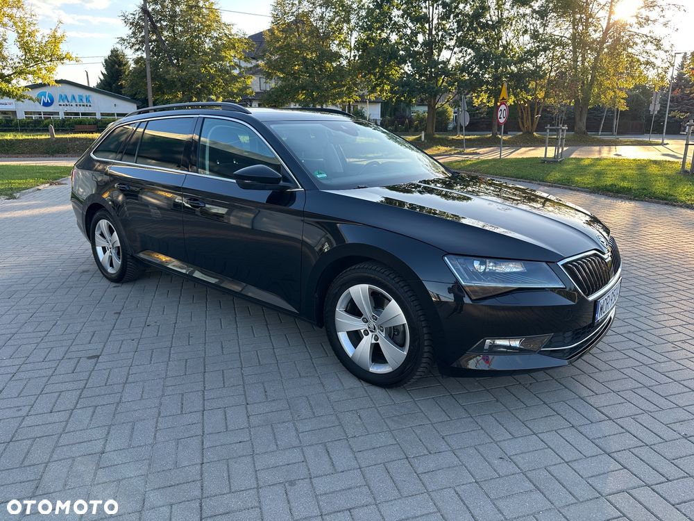 Skoda Superb 2.0 TDI DSG Ambition - 13