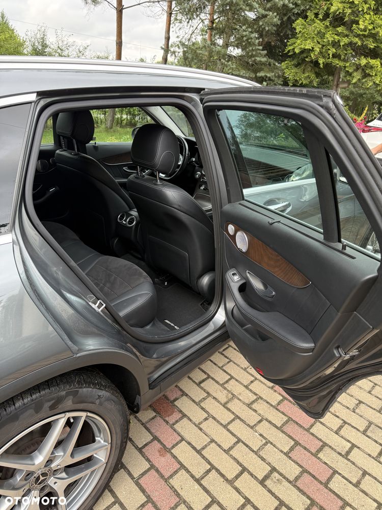 Mercedes-Benz GLC - 19