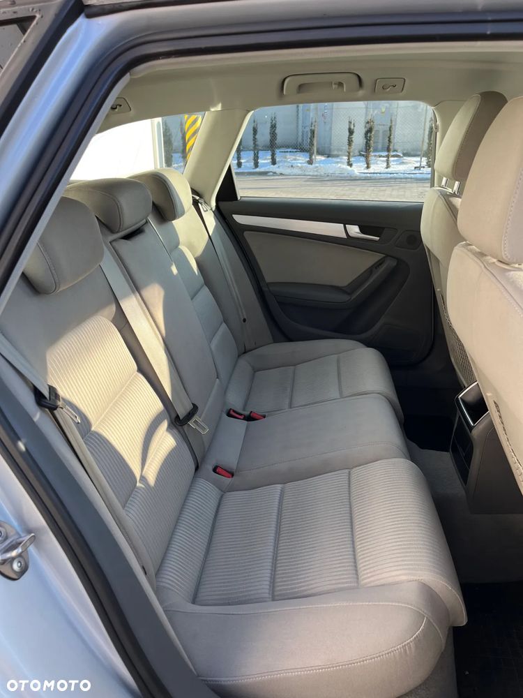 Audi A4 Avant 2.0 TDI DPF Attraction - 20