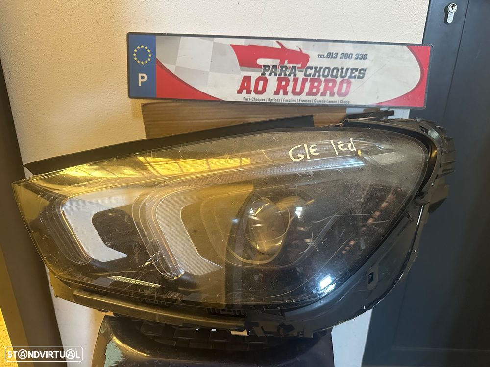 Farol esq Mercedes GLE led - 1