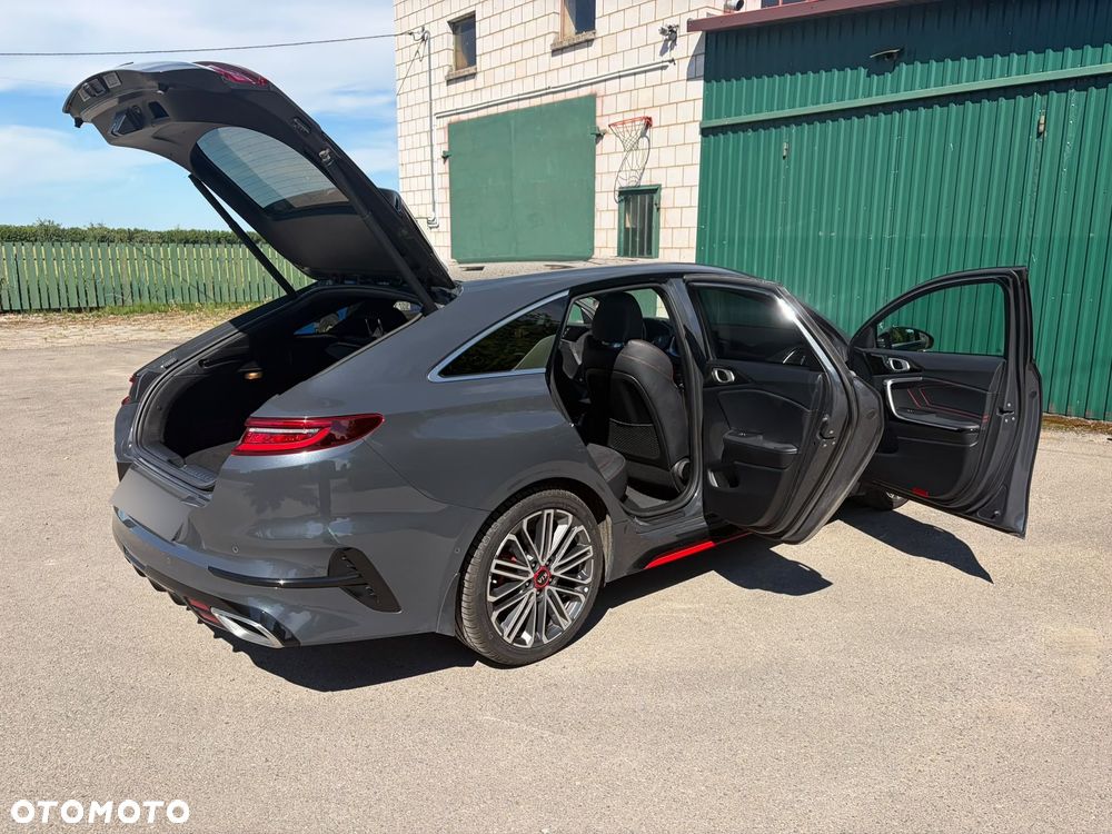 Kia ProCeed 1.6 T-GDI GT DCT - 15
