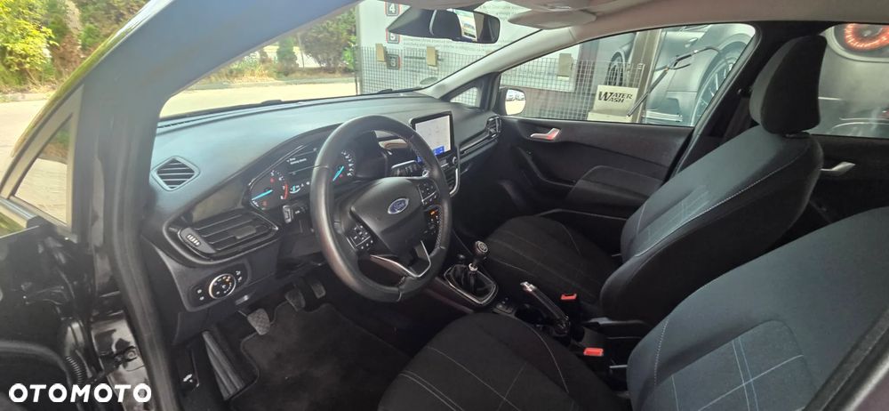 Ford Fiesta 1.0 EcoBoost S&S TITANIUM - 33