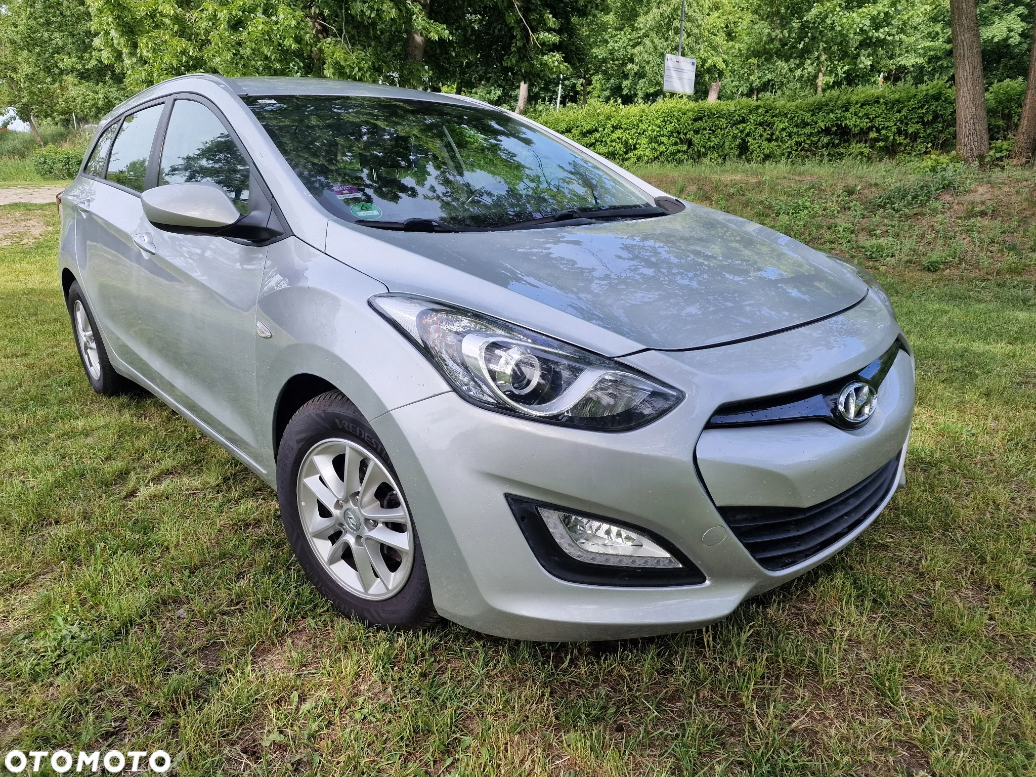 Hyundai i30 i30cw 1.4 Fifa World Cup Edition - 13