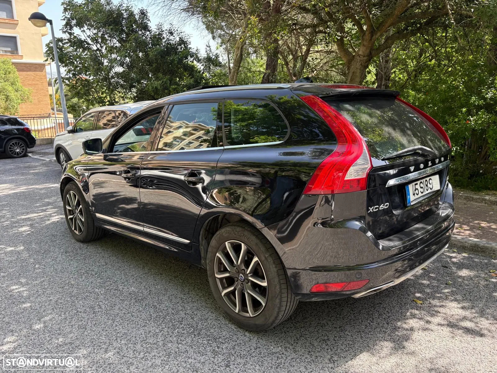 Volvo XC 60 2.4 D5 Summum Geattronic - 7