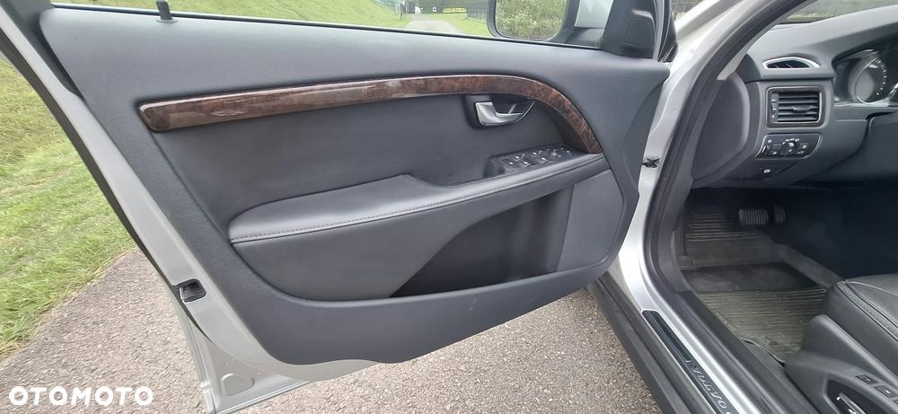 Volvo XC 70 - 16
