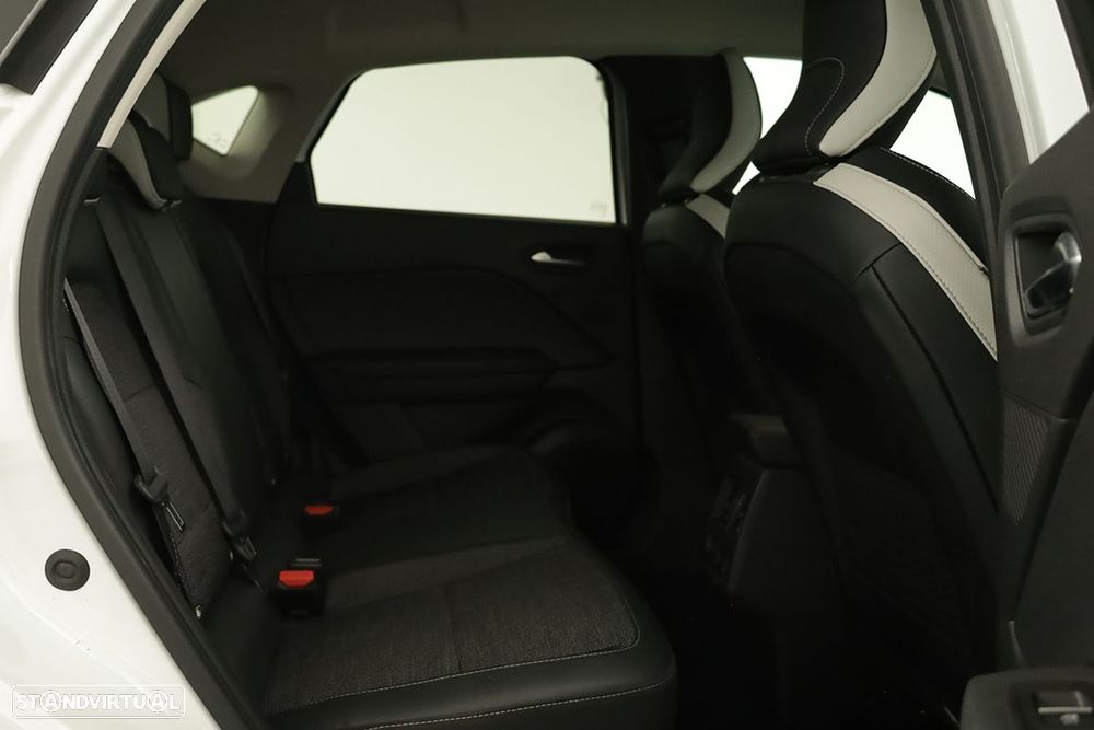 Renault Captur 1.0 TCe Techno Bi-Fuel - 24