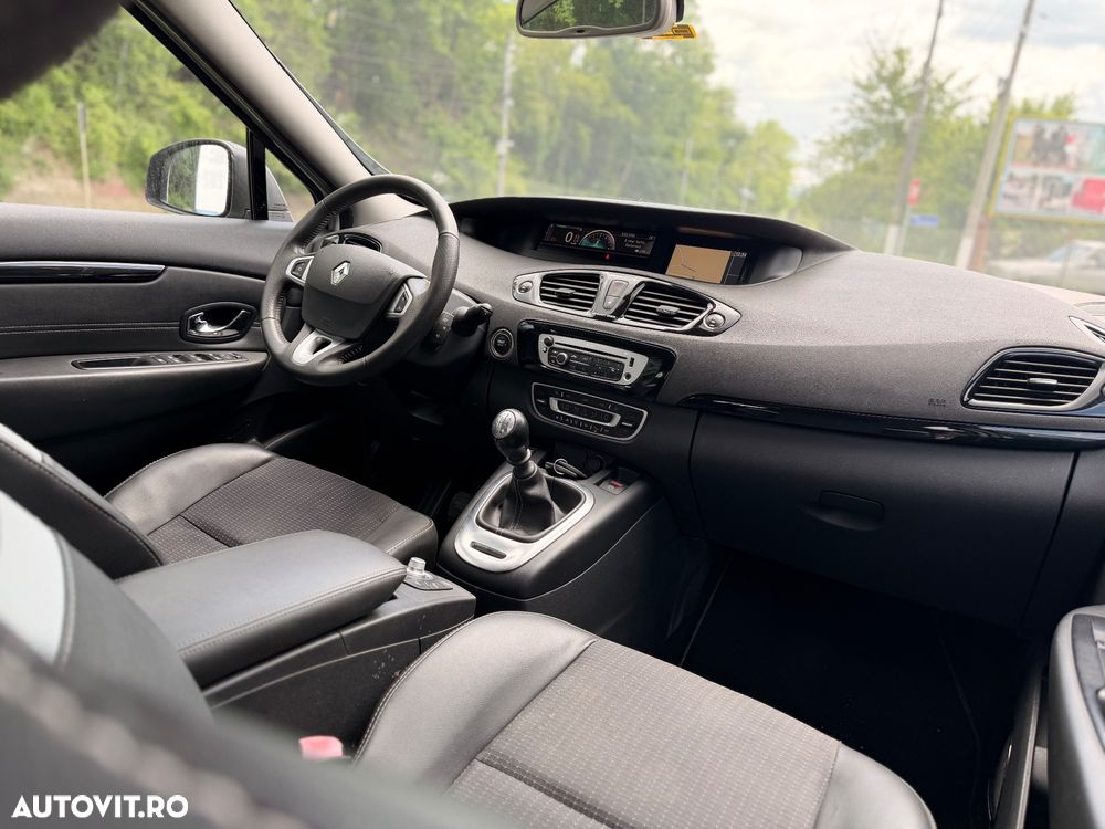 Renault Grand Scenic - 5