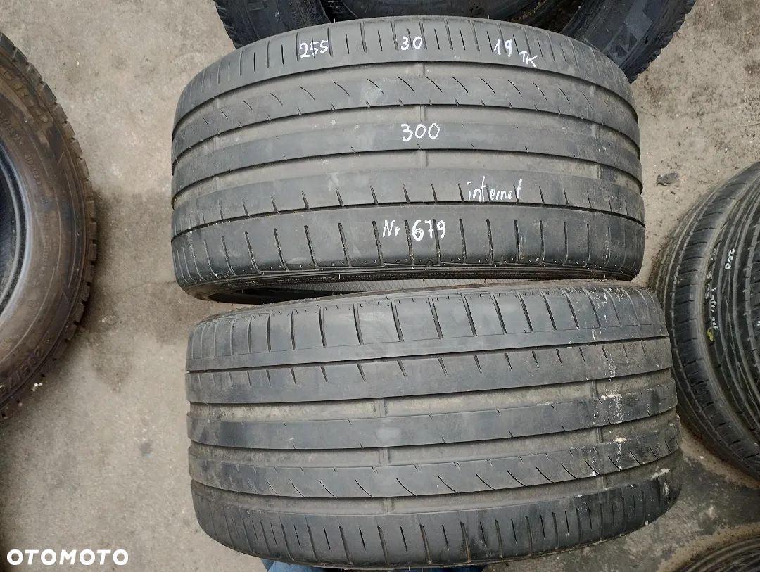 Falken 255/30/19 nr 679 - 1