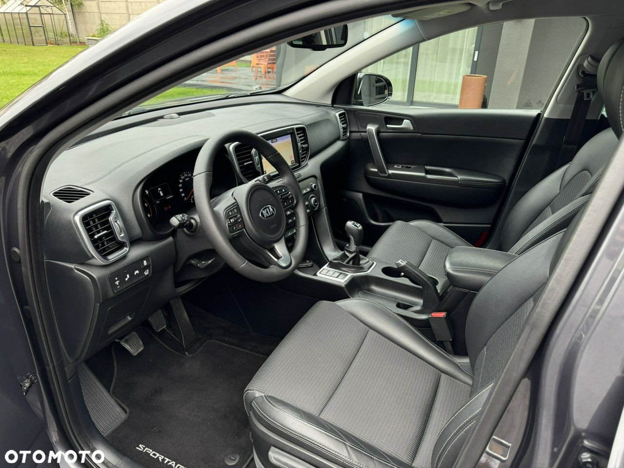 Kia Sportage 2,0 CRDI 2WD ISG Spirit - 12