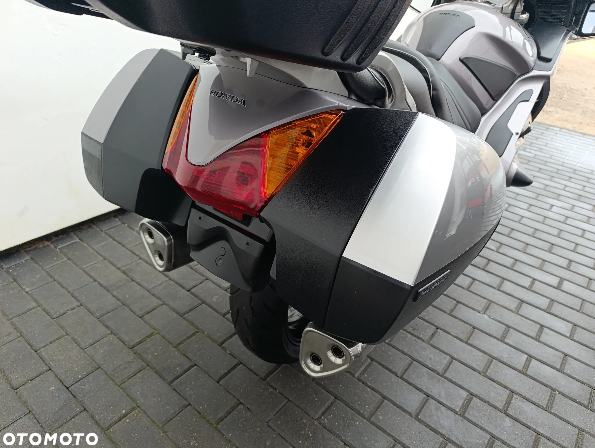Honda ST - 26