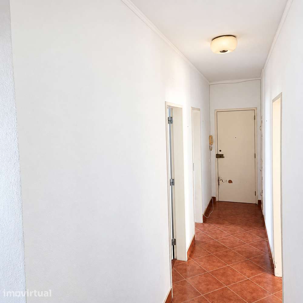 Apartamento T3 com 2 casas de banho em VRSA - Grande imagem: 4/13