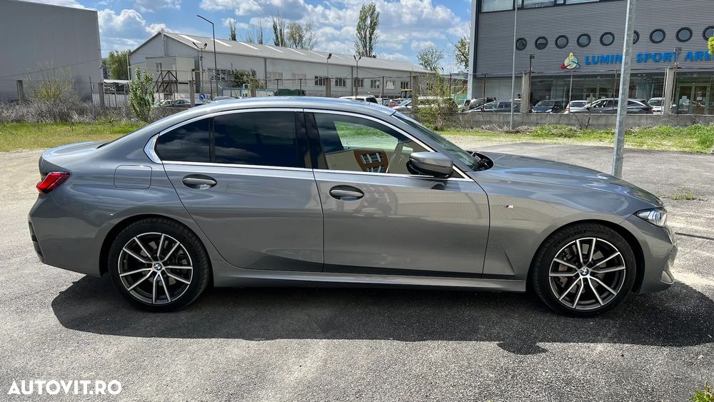 BMW Seria 3 330i xDrive AT - 7