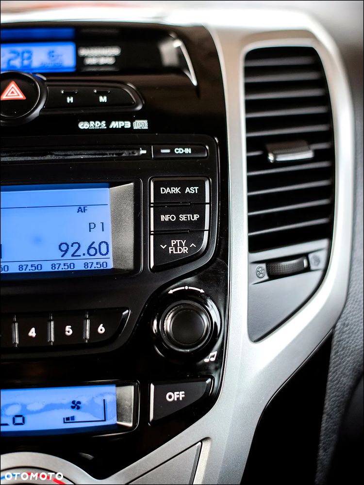 Hyundai ix20 - 23