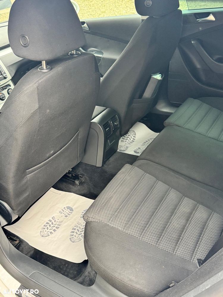 Volkswagen Passat 2.0 TDI Sportline DPF - 8