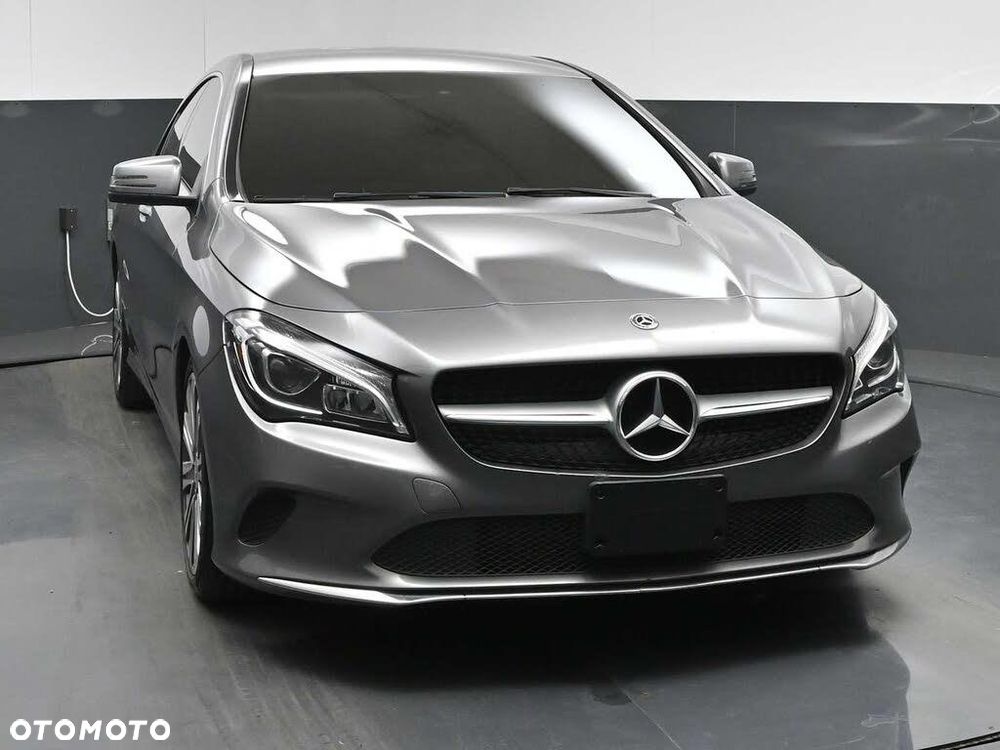 Mercedes-Benz CLA 250 4-Matic - 1