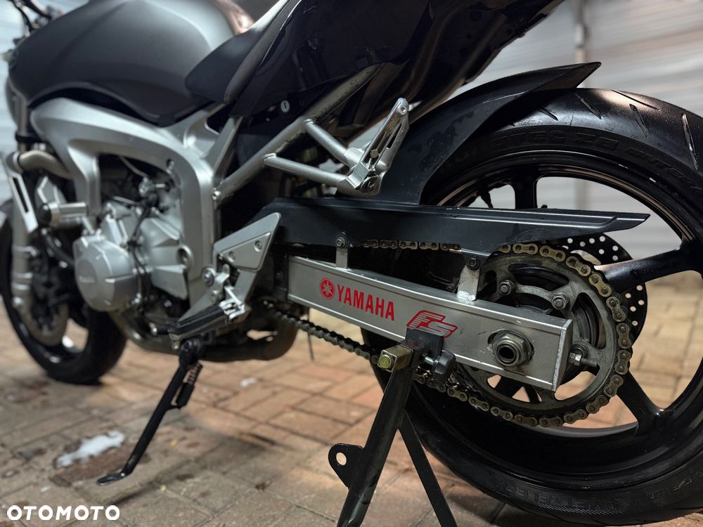 Yamaha FZ6 - 9