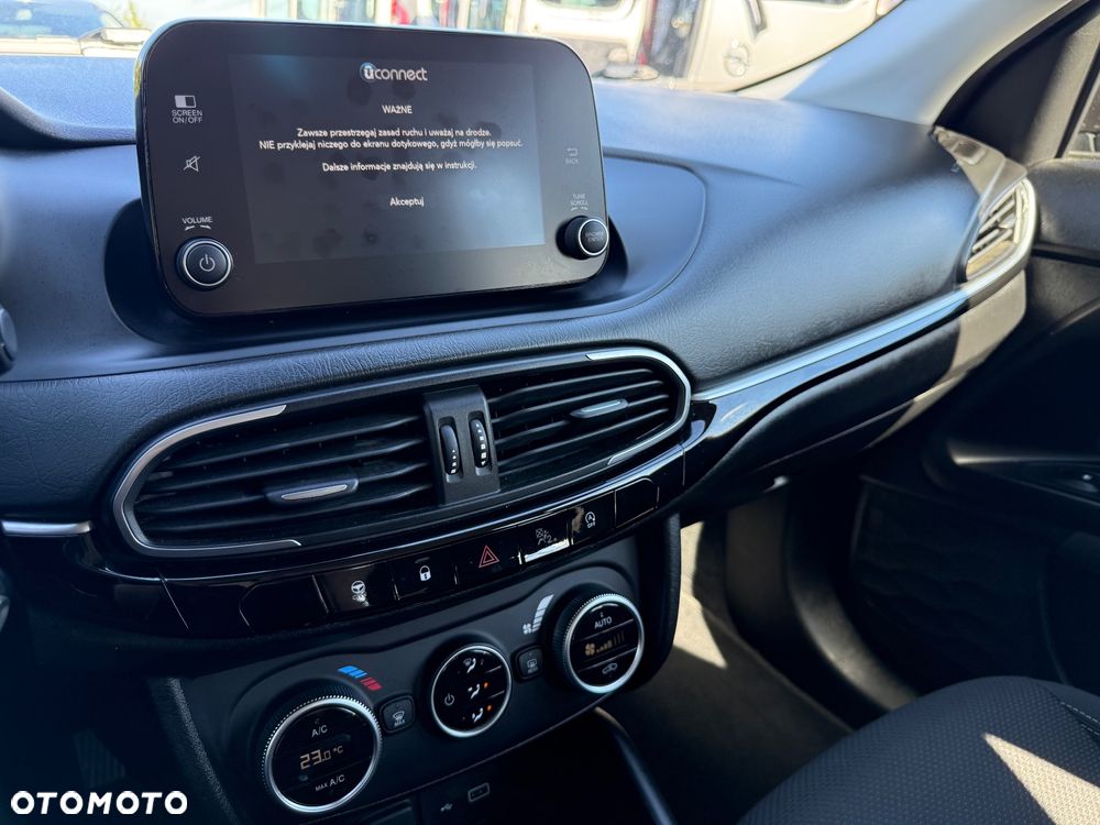 Fiat Tipo 1.0 T3 City Life - 11