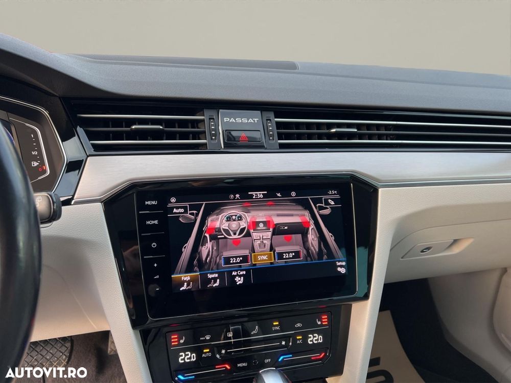 Volkswagen Passat 2.0 TDI SCR DSG Elegance - 30