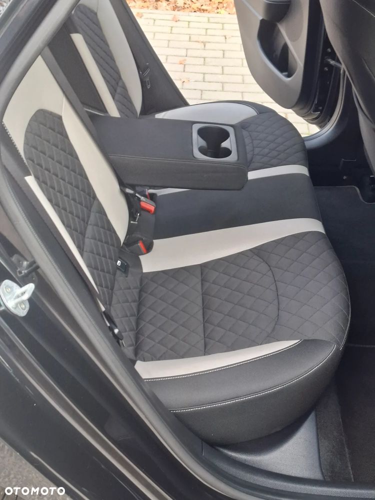 Kia ProCeed 1.5 T-GDI DCT7 OPF GT LINE - 14