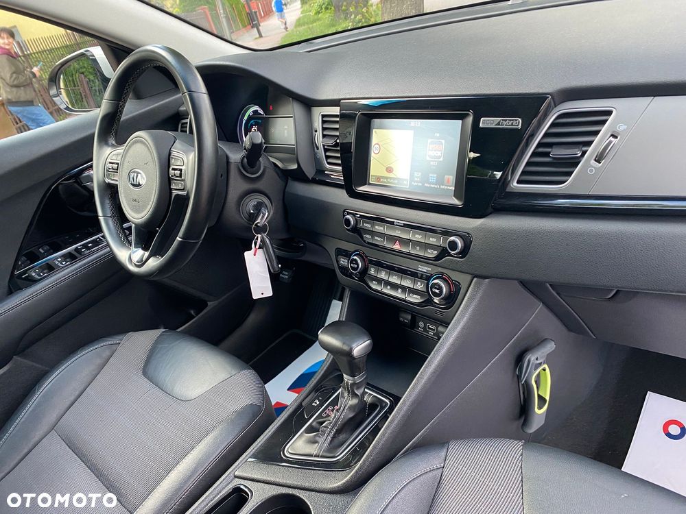 Kia Niro 1.6 GDI 2WD Edition 7 - 8