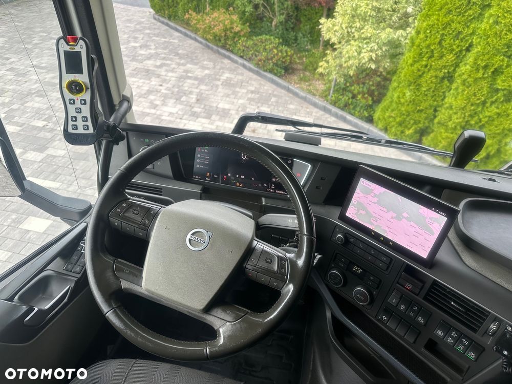Volvo / FH460 / 6X2 / HAKOWIEC / MEILLER -KIPPER / Oś-SKRĘTNA-PODNOSZONA / - 37